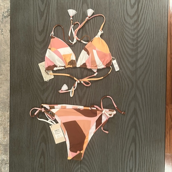 Maaji Swim- New 🌴🌴🏖🏖 - Picture 1 of 9